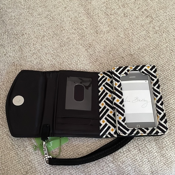 NWT Vera Bradley super smart wristlet black - Picture 2 of 4